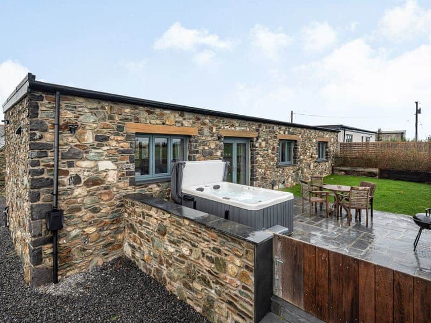 Exterior | Primrose Cottage - Anglesey Seaviews, Penrhos Feilw, near Trearddur Bay