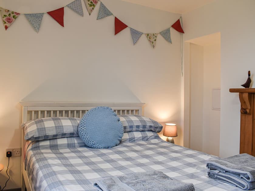 Double bedroom | Elderberry Cottage, Carnkie, near Carn Brea Redruth