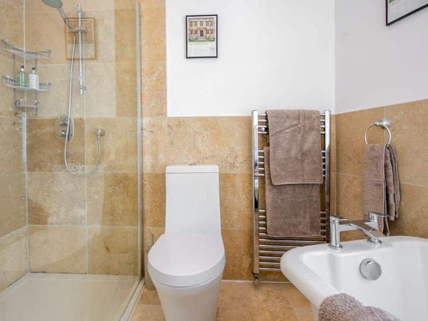 Bathroom | House of YorkSpencer House, York