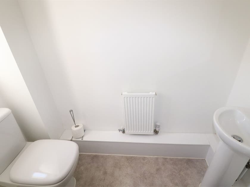 Bathroom | Tennyson Cottage, Freshwater