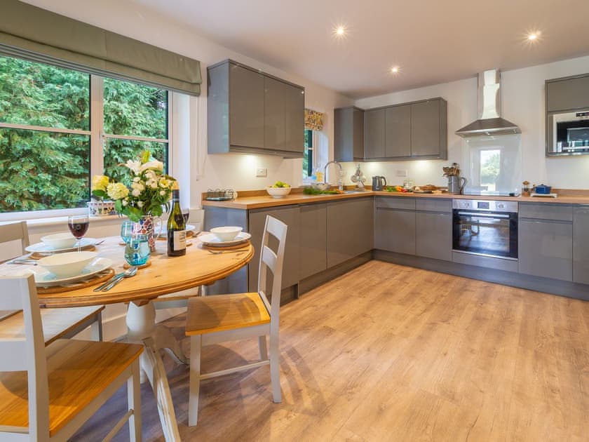 Open plan living space | Bradleys Barn, Boxted