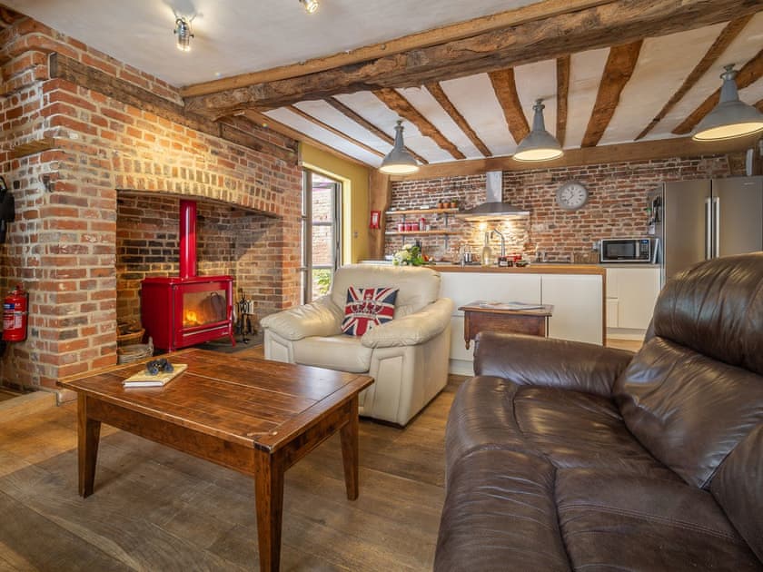 Open plan living space | White Lion Cottage, Hadleigh