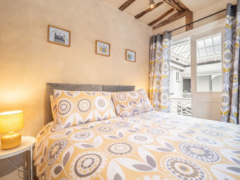 Double bedroom | White Lion Cottage, Hadleigh