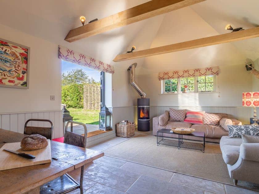 Open plan living space | Stoke Cartlodge, Stoke by Nayland