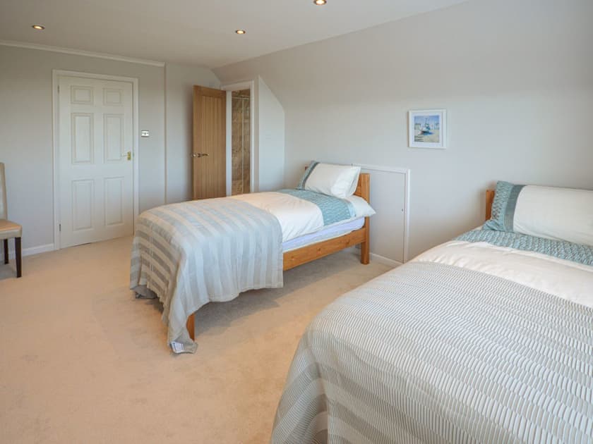 Twin bedroom | Long Ledge, Bembridge