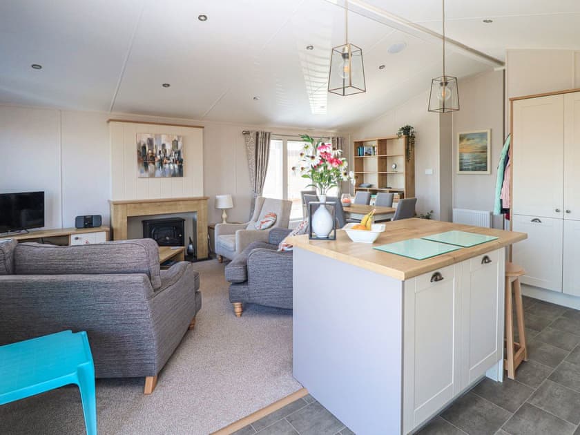 Living area | No 7 North - The Lodge and No 7 North Island Holidays, Ryde