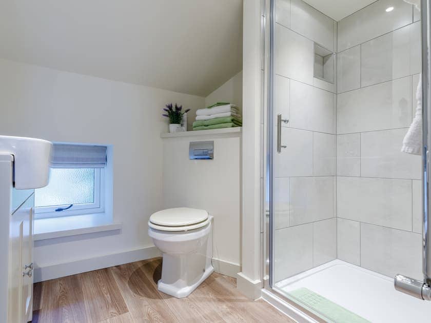 Bathroom in double bedroom | Willow Cottage at Naze Farm - Naze Farm, Chinley