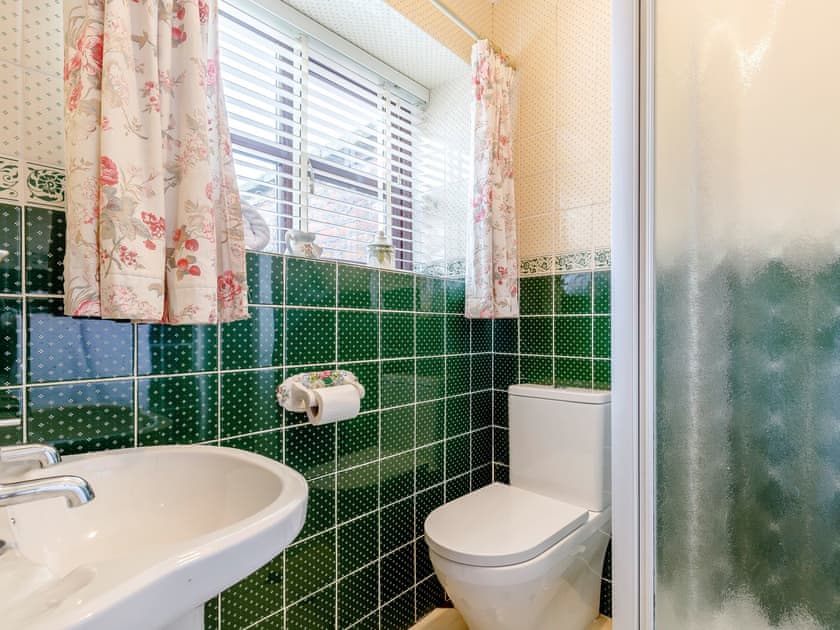 En-suite | The Pigsty - Domvilles Farm, Audley