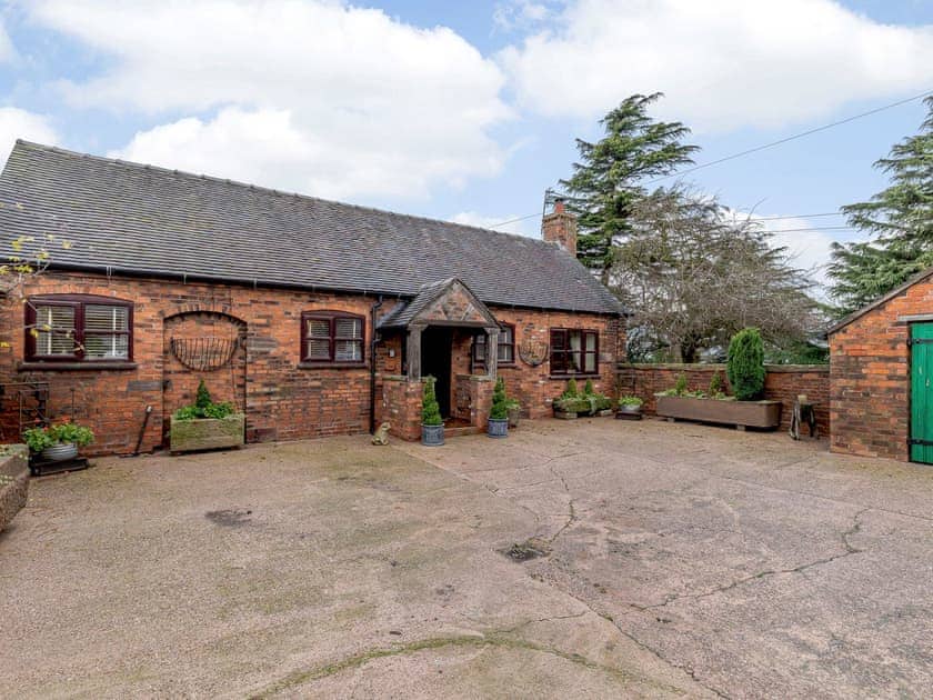Exterior | The Pigsty - Domvilles Farm, Audley