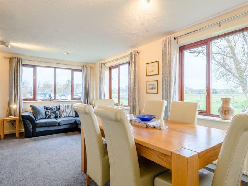Dining Area | Riverside Cottage, Loddon