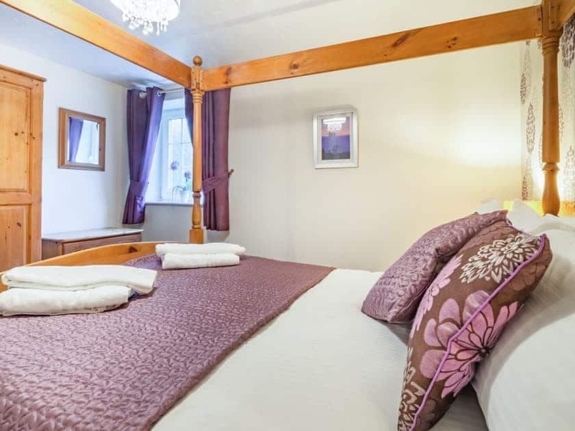 Four Poster bedroom | Smuggler’s View, Ravenscar, near Robin Hoods Bay