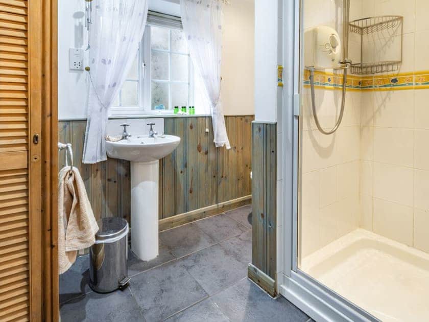 Shower room | Smuggler’s View, Ravenscar, near Robin Hoods Bay