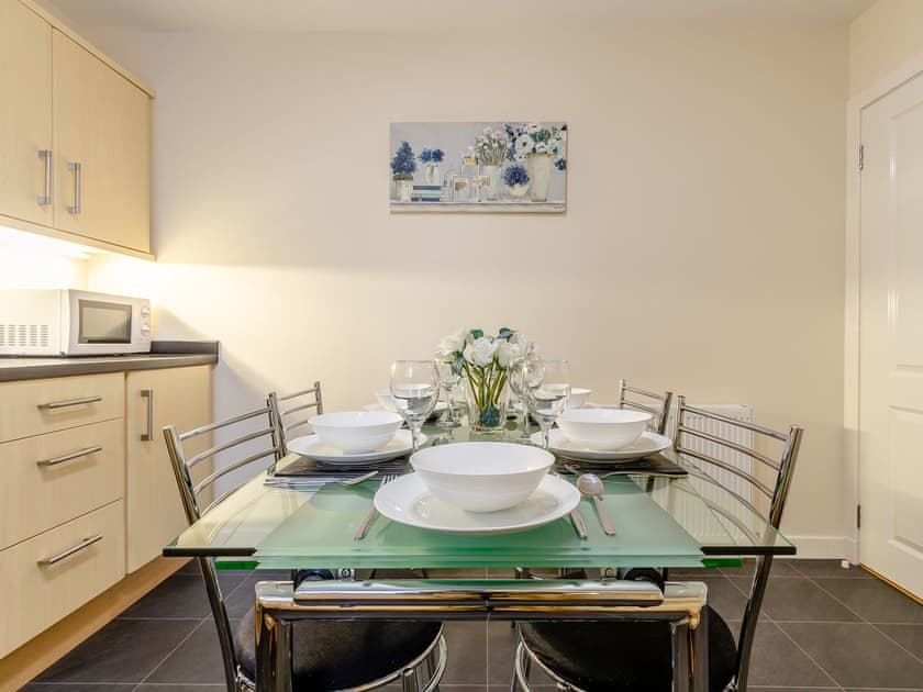 Kitchen/diner | Apartment 1 St Catherine’s Cottage - Clover Holidays, Perth