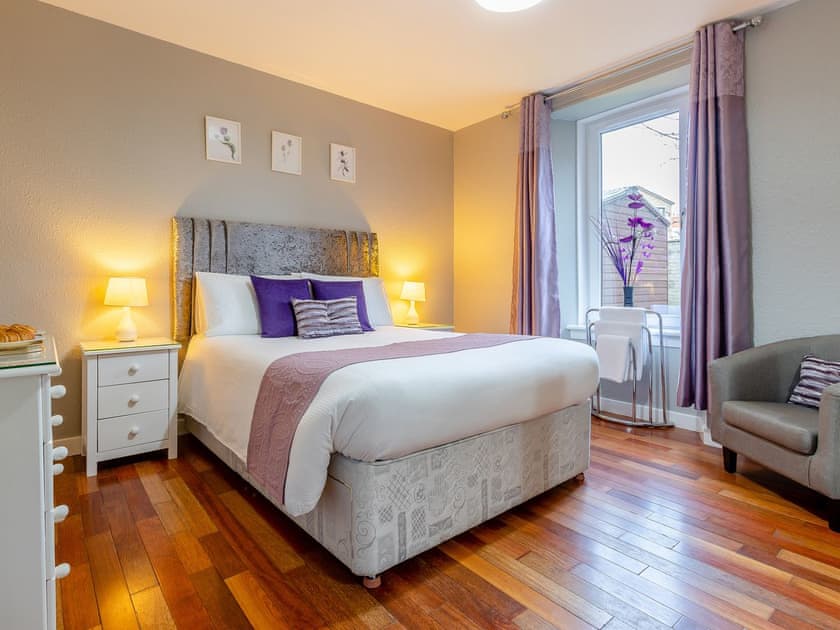 Double bedroom | Apartment 1 St Catherine’s Cottage - Clover Holidays, Perth