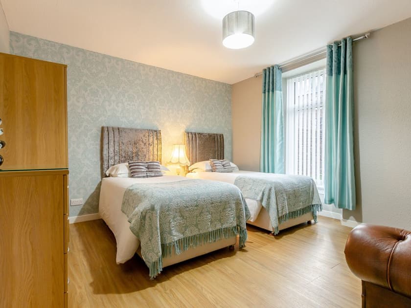 Twin bedroom | Apartment 1 St Catherine’s Cottage - Clover Holidays, Perth