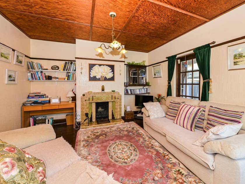 Living room | Englefield, Ventnor