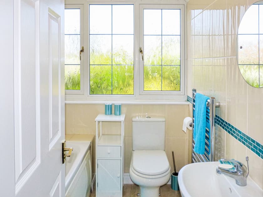 Bathroom | Hill Cottage, Alverstone, near Apse Heath