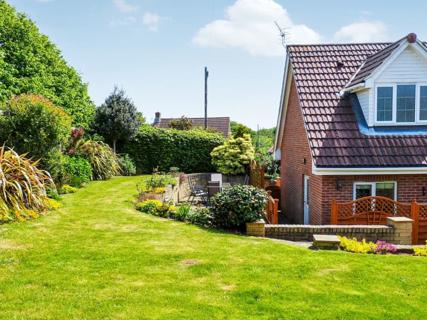 Garden | Hill Cottage, Alverstone, near Apse Heath