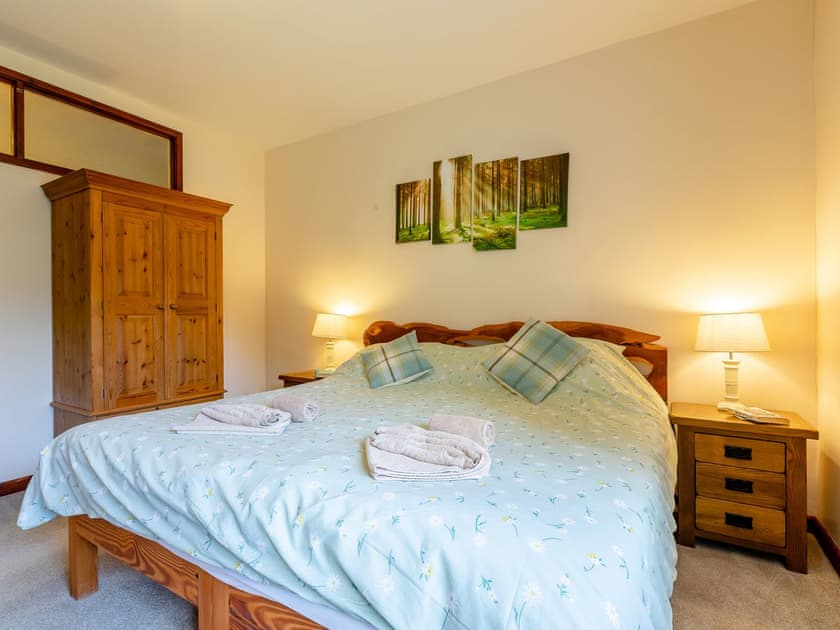 Double bedroom | The Milking Shed - Thorney Country Cottages, Langport, near Somerton