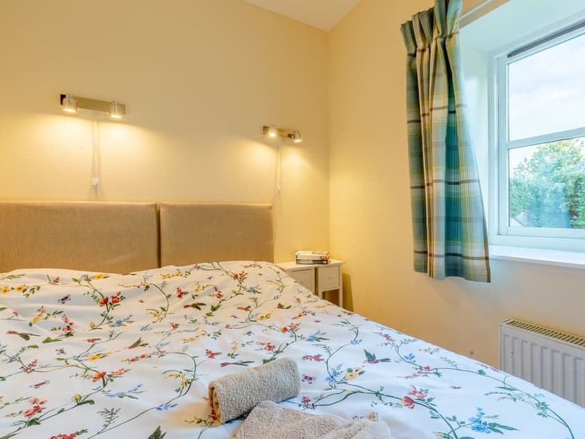 Double bedroom | The Milking Shed - Thorney Country Cottages, Langport, near Somerton
