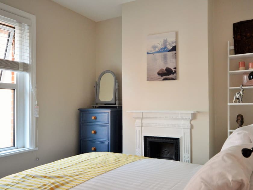 Double bedroom | The Moorings, Ryde