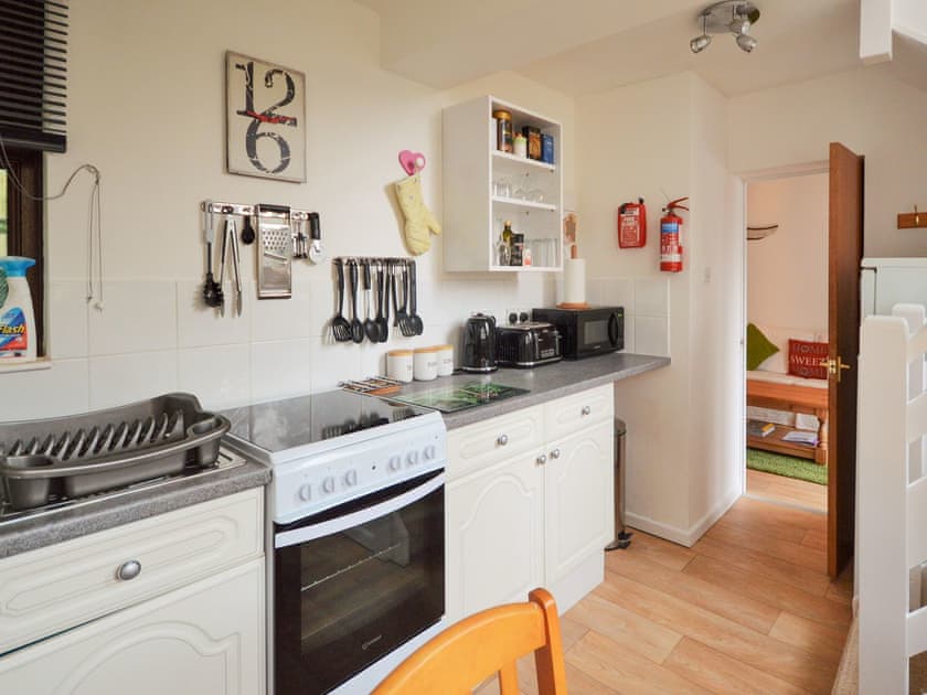 Kitchen | Villa 23, Wootton Bridge