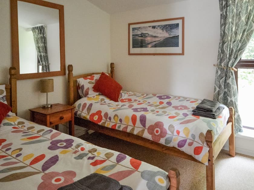 Twin bedroom | Villa 23, Wootton Bridge