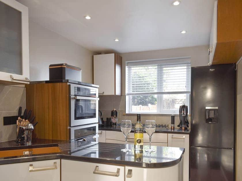 Kitchen | Cernunnos Cottage, Leven