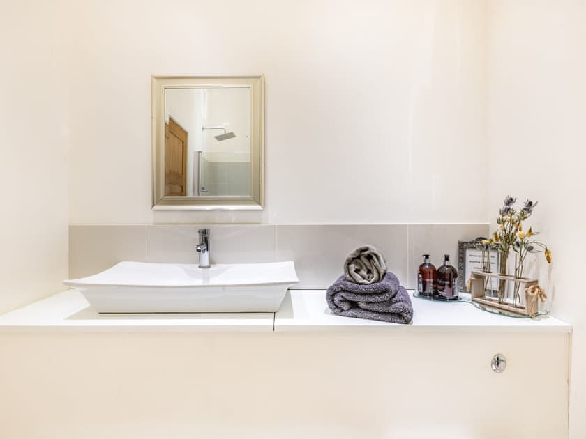 Bathroom | Oast Barn, Letheringsett