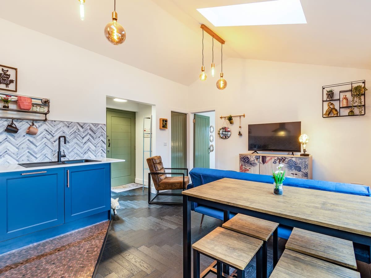 Lower Farm Lodges - Lottie's Luxurious Lodge - Holiday lodge in Southern England - Image 4