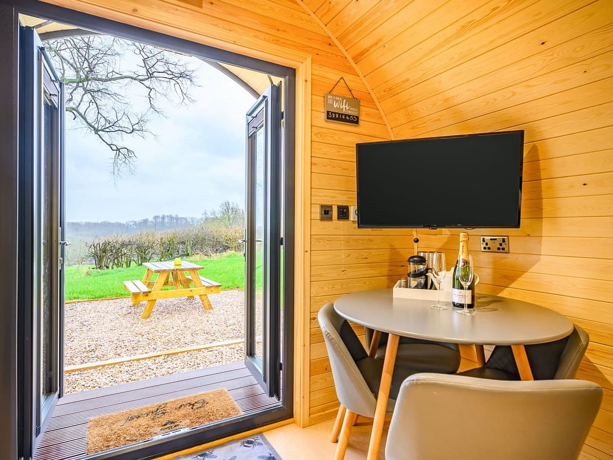Steepleton Lodge Farm - Althorp - Holiday lodge in Central England - Image 2