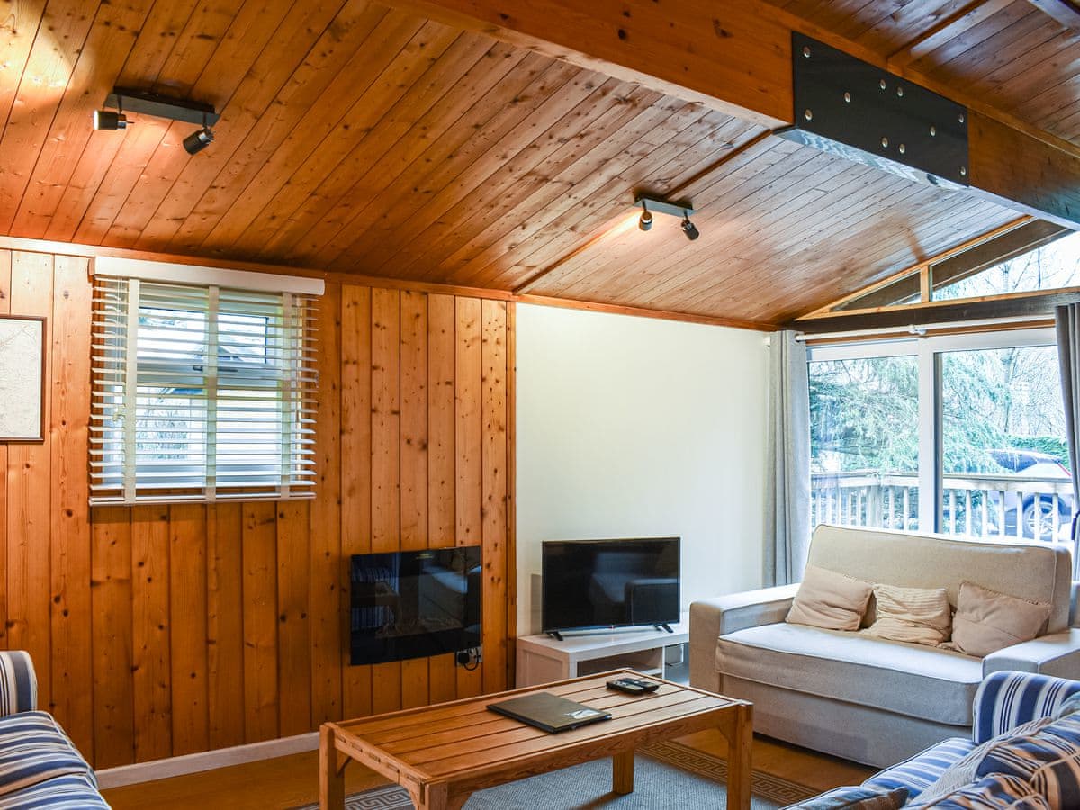 Pine Lodge - Holiday Lodge in Yorkshire - Image 3
