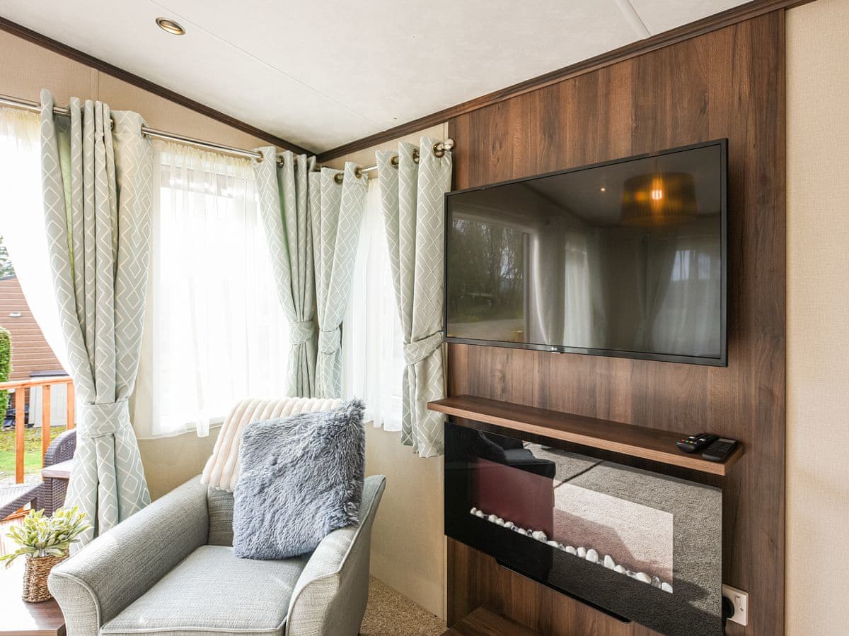 Avon Lodge - Image 4