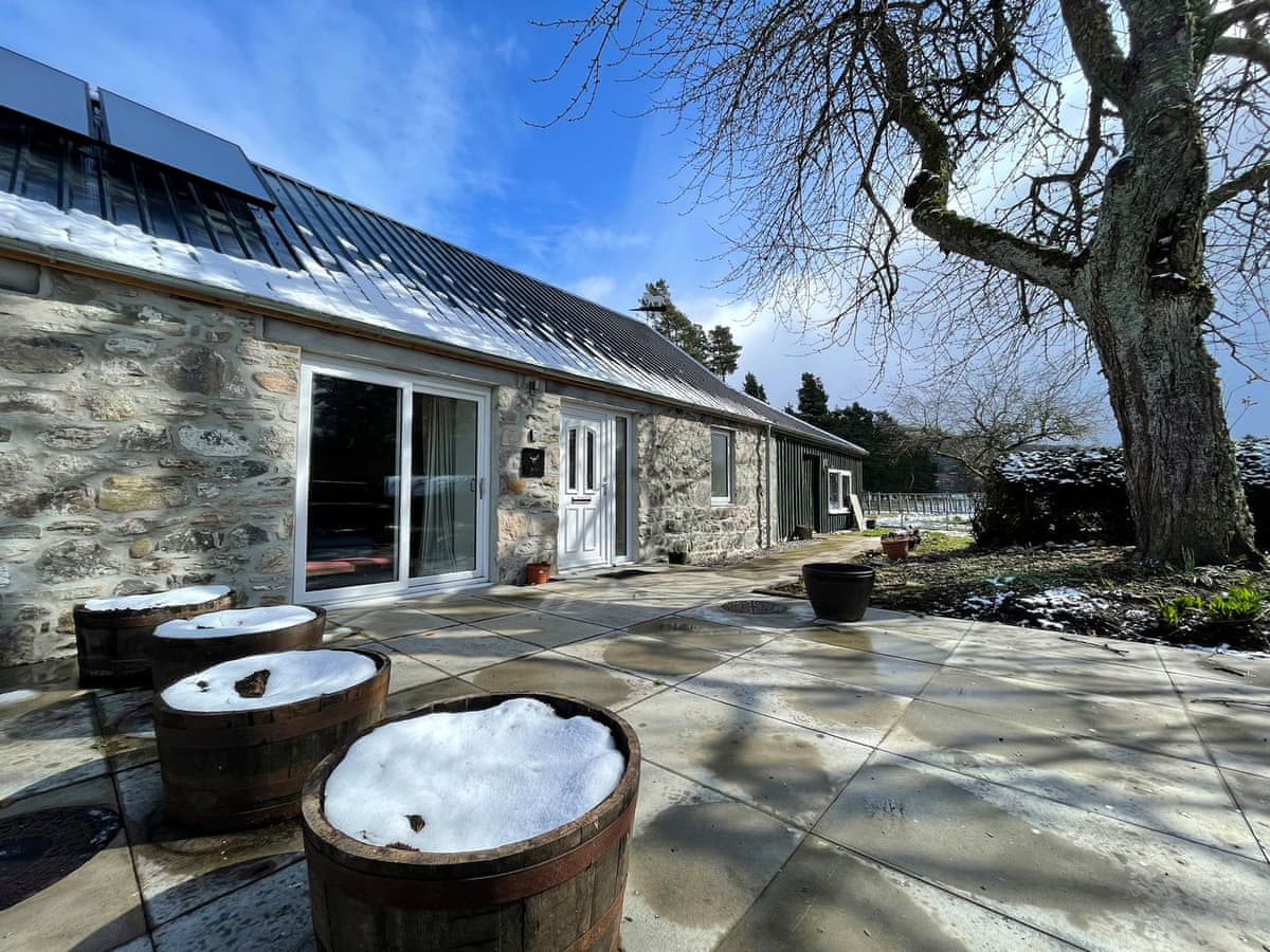 Farr Out holiday cottage near the Cairngorms
