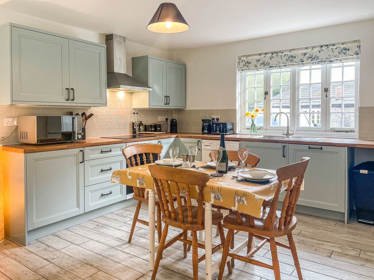 The Lodge - Holiday lodge in South West England - Image 5