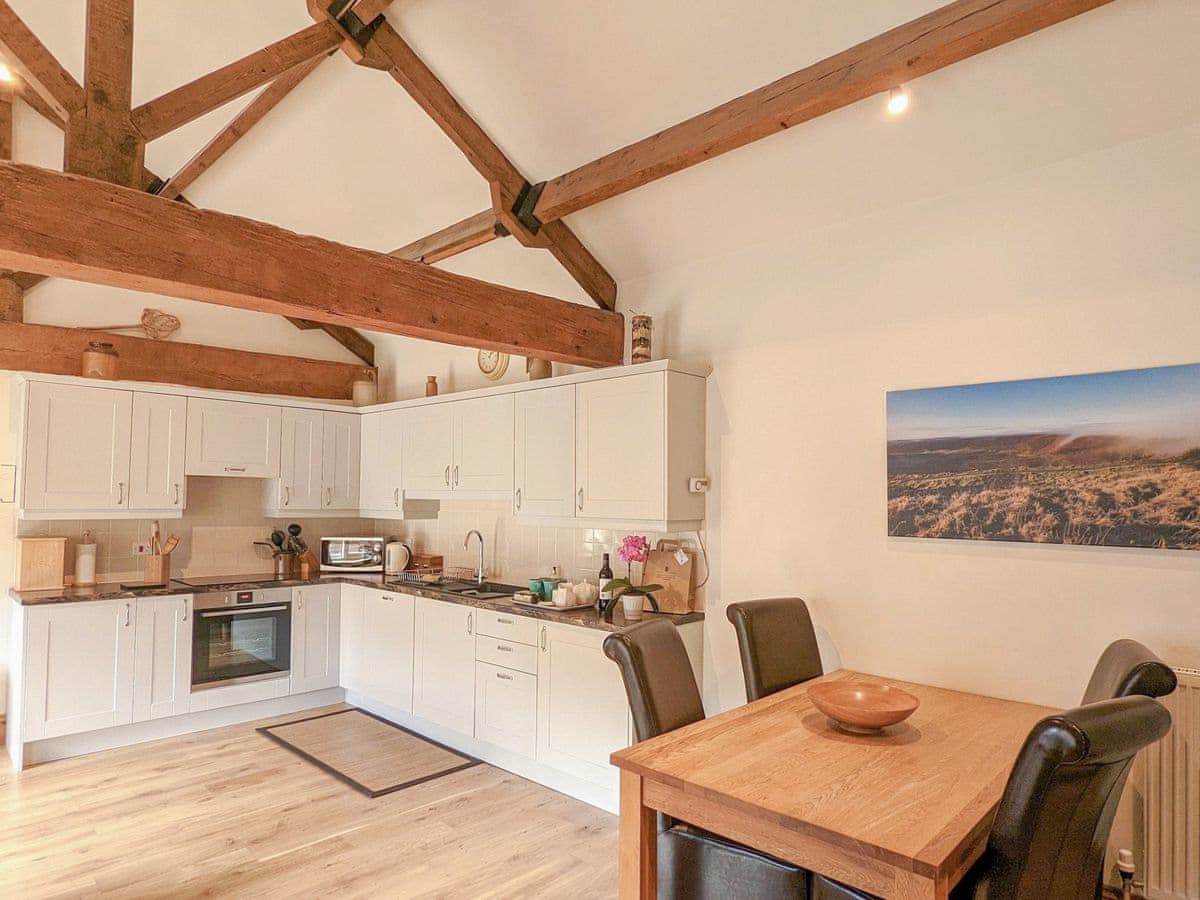 Archways at Loand House Court near Wrelton ( Ref 30868 ) Wrelton Holiday Home Sleeps 4 - Accommodation near Pickering North Yorkshire