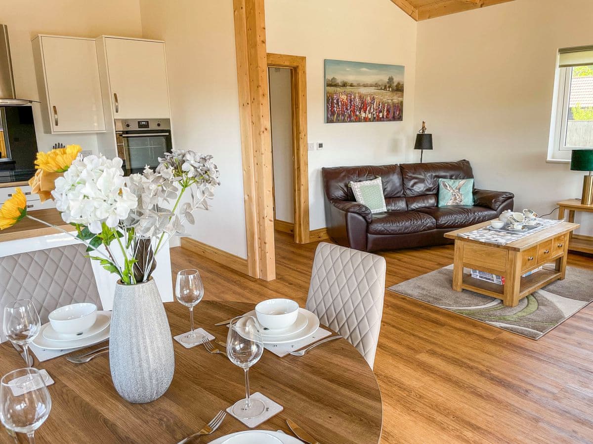 Aylesbury Lodge - Holiday Lodge in East Anglia - Image 5