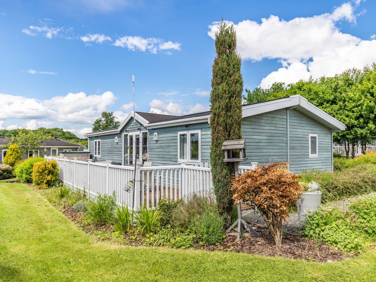 Laurel Lodge - Holiday Lodge in Central England - Image 1