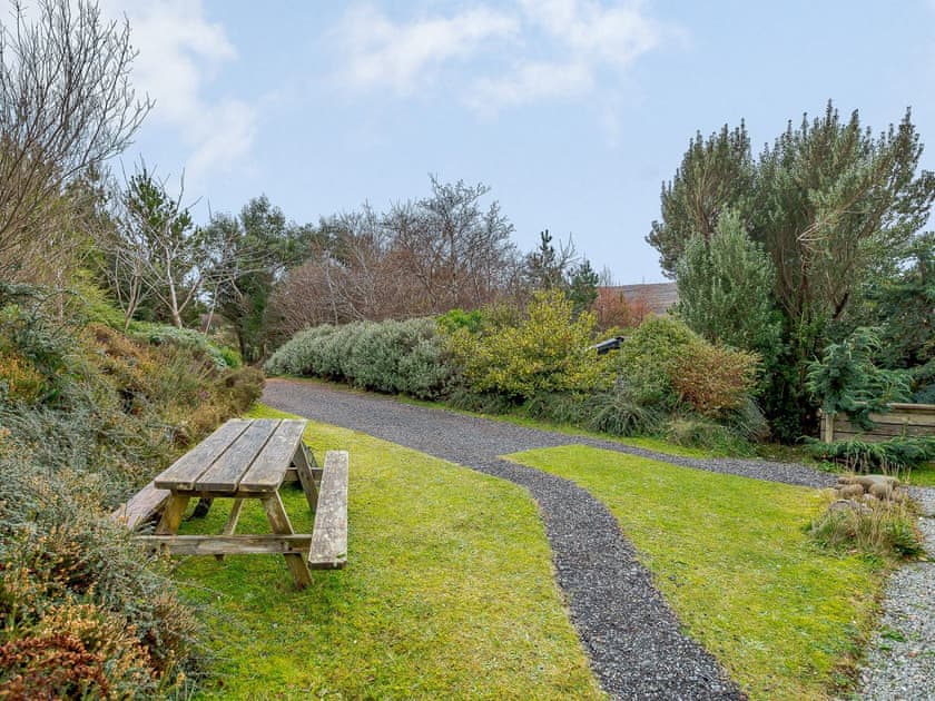 Garden | Gàrradh an Fhàsaich, Glendale