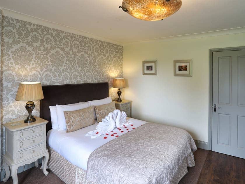 Double bedroom | Stargazers - Dark Sky Apartments, Greenhaugh