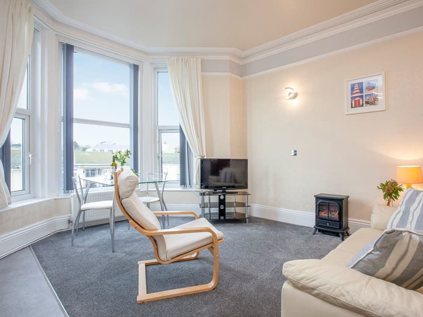 Living area | Apartment 8 Bedford Holiday Flats - Bedford Holiday Flats, Paignton