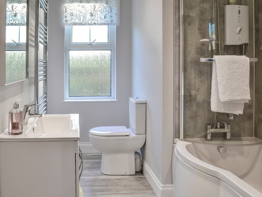 Bathroom | Clarksburn Blue, Newton Stewart
