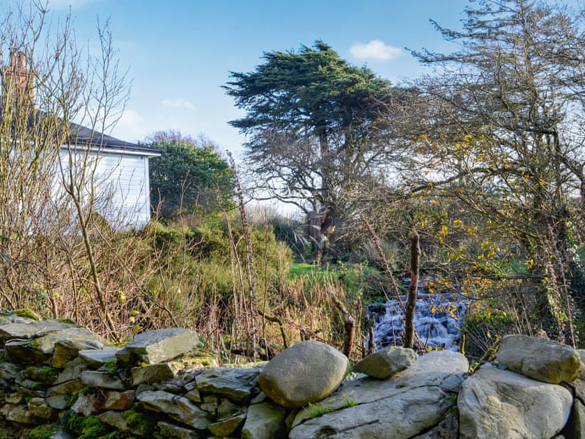 Exterior | Clarksburn Blue, Newton Stewart