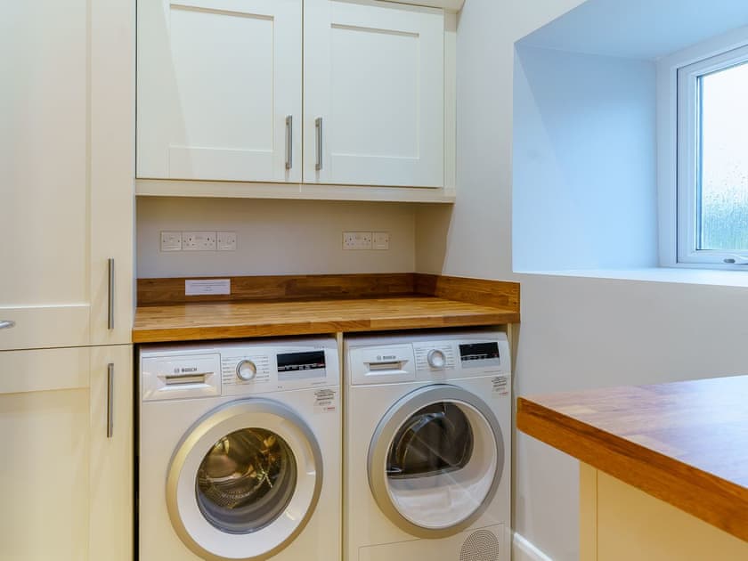 Utility room | Cwmporthman Farm Cottage, Blaenporth