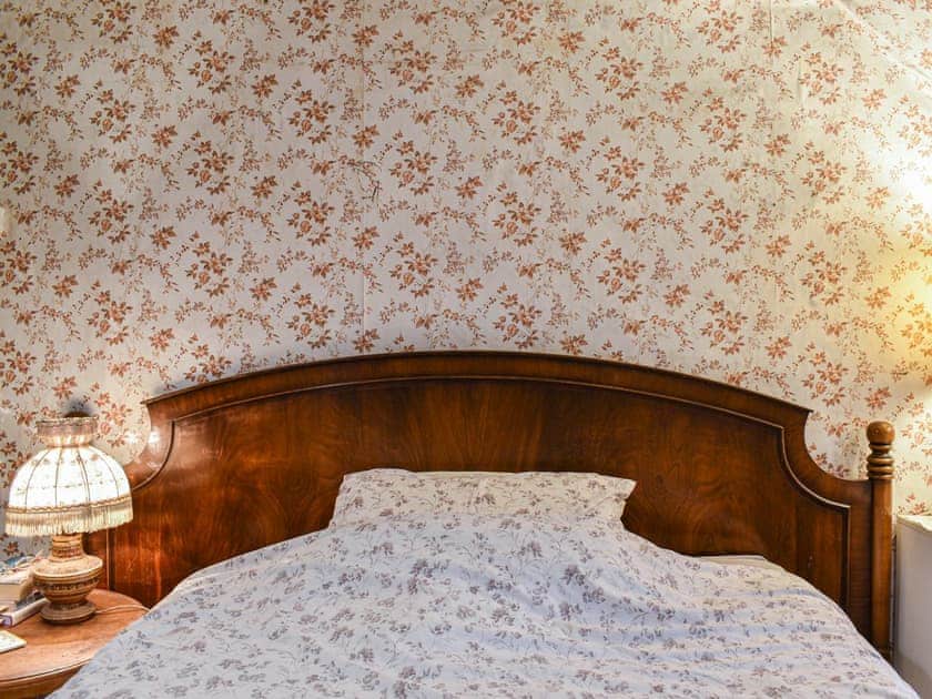 Single bedroom | Hoopers Farmhouse - Hoopers Holidays, Tilshead