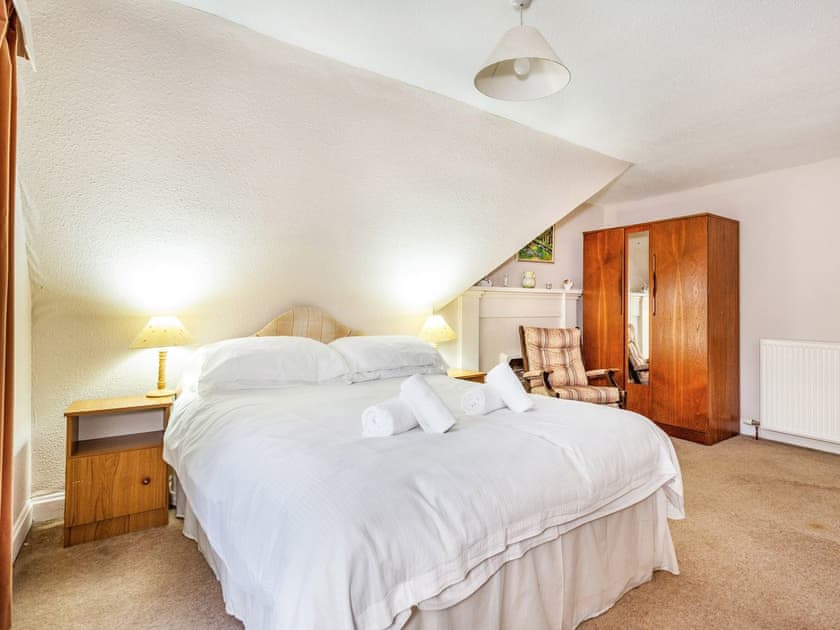 Double bedroom | Isla Bank Cottage, Keith