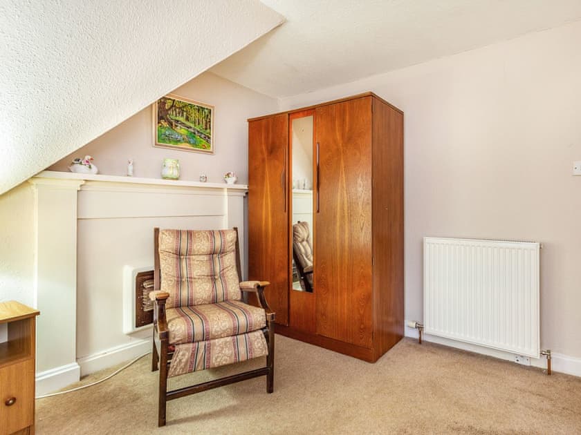 Double bedroom | Isla Bank Cottage, Keith