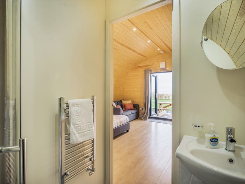 Shower room | Pen Rhiw - Podiau Uwch Y Dyffryn, Llanelidan, near Ruthin