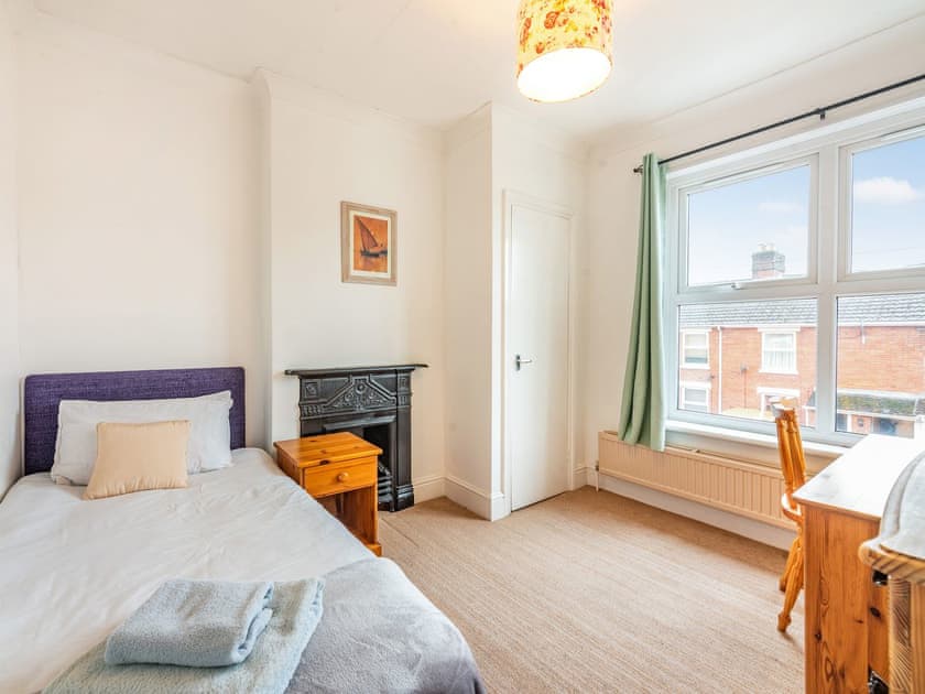 Single bedroom | Glendower, Andover