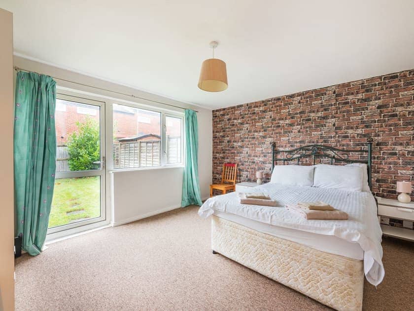 Double bedroom | Caulder Court, Andover